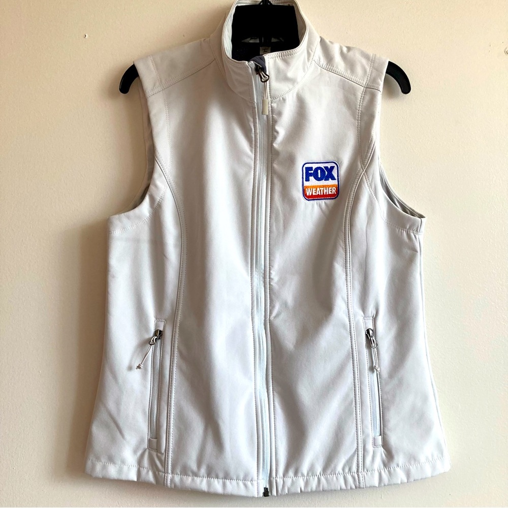 FOX weather vest size large